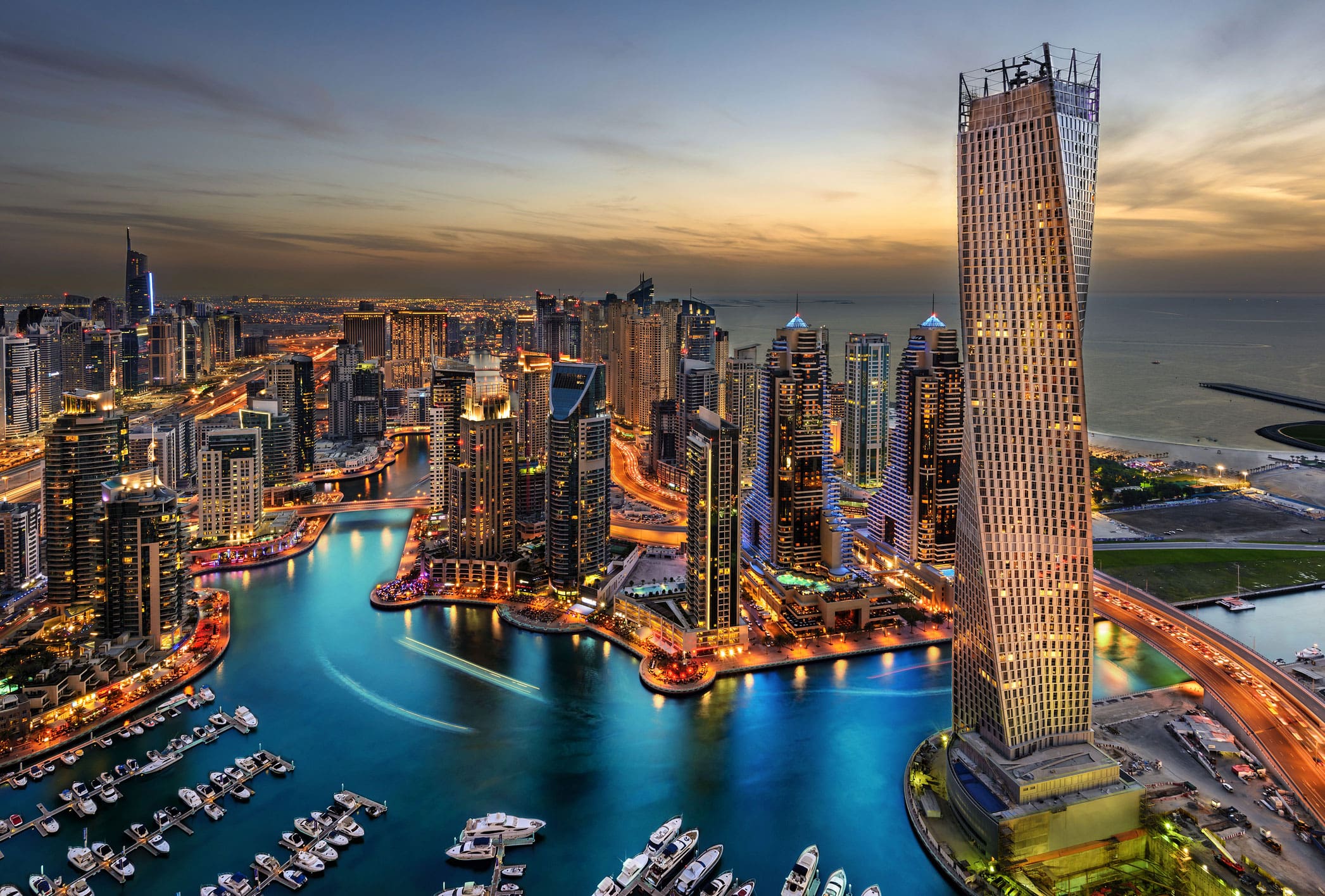 Estude com permissão de trabalho em Dubai nos Emirados Árabes